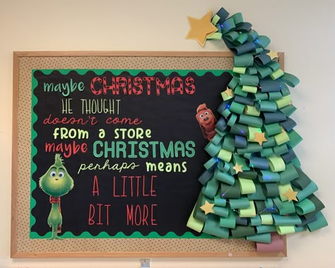 Christmas Grinch bulletin board Christmas Bulliten Board Ideas, Grinch Bulletin Board, Christmas Library Bulletin Boards, Christmas Bulletin Board Decorations, Christmas Board Decoration, Christmas Bulletin Board Ideas, Grinch Merry Christmas, Bulletin Board Tree, Christmas Hallway