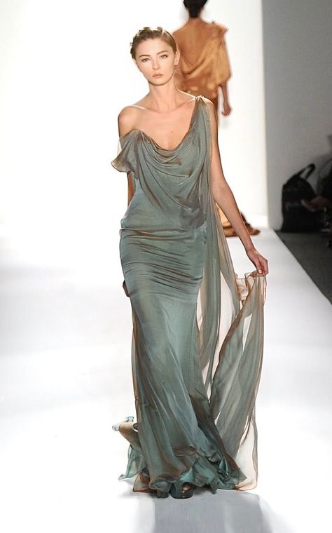 파티 드레스, فستان سهرة, Zuhair Murad, Glam Dresses, Gorgeous Gowns, Mode Inspiration, Beautiful Gowns, Fancy Dresses, A Dress