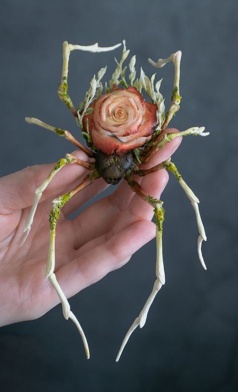 Handmade spider sculpture with a rose made of air clay. It`s handmade OOAK Fantasy sculpture. Polymer Clay Creatures, Flower Spider, Insect Sculpture, Spider Sculpture, Fantasy Sculpture, Air Clay, Sculpture Garden, Garden Art Sculptures, Garden Art Diy