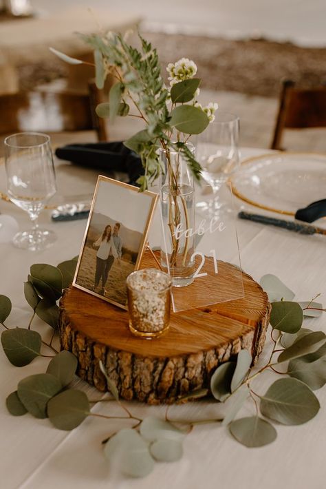 Suiteheart Table Wedding, Budget Wedding Table Settings, Wedding Table Centerpieces Minimalist, Simple Boho Centerpieces, Boho Fall Wedding Centerpieces, Table Decoration Ideas, Wedding Table Decoration, Party Hardy, 2025 Wedding