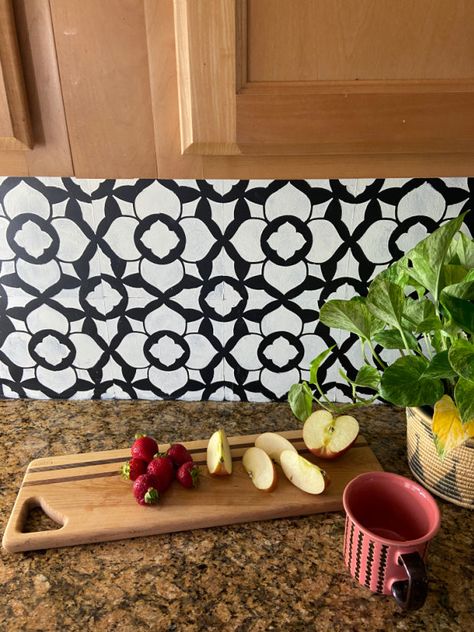 Stenciled Backsplash, Stencil Walls, Soothing Paint Colors, Expensive Wallpaper, Backsplash Design, Watercolor Mural, Backsplash Patterns, Royal Design Studio Stencil, Stencils Tutorials