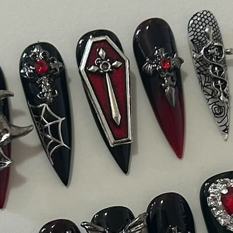 GlamGoth Nails on Instagram: "NOT AVAILABLE 🖤❤️  #nails #pressons #pressonnails #pressonsforsale #pressonnailsforsale #longnails #blacknails #rednails #chromenails #nailart #nailaddict #nailaddiction #victoriangothic #victoriangothicnails #gothnails #gothicnails #nailsofinstagram #nailsofig #nailsnailsnails #goth #gothic #gothaesthetic #gothicaesthetic #lacenails #nailsart #glamgoth #glamgothnails" Gel Goth Nails, Goth Nails Art, 3d Goth Nails, Victorian Goth Nails, Grave Nails, Gothic Nail Art Short, Trad Goth Nails, Gothic Nails Simple, Goth Coffin Nails