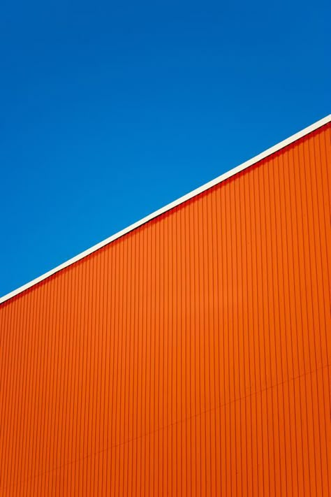 "Sandwiches cut diagonally just taste better" - DARK MAVIS - (Diagonal pieces of Sky and Buildings) Pop Art Minimalist, Saturated Color Palette, Modern Post, Minimal Photo, Sunset Color, Minimal Photography, Orange Walls, The Blue Sky, Palette Inspiration