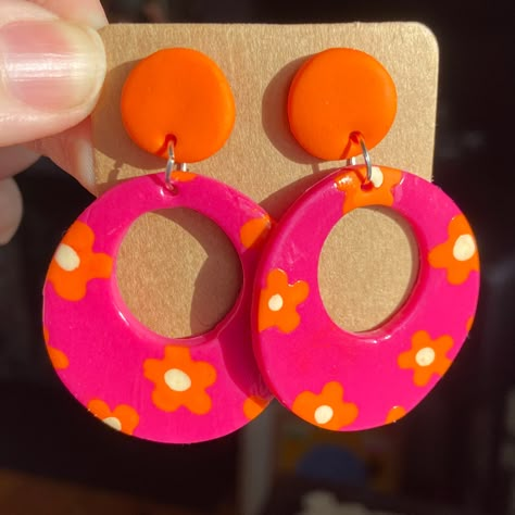 Earrings Hippie, Diy Earrings Polymer Clay, Funky Earrings, 60s Style, Retro Earring, 60s Mod, Clay Jewelry Diy, 3d Laser, Hippie Jewelry