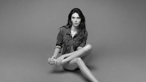 Kendall Jenner Calvin Klein, Calvin Klein Campaign, Model Photoshop, Kendall Jenner Face, Alas Marcus Piggott, Campaign Fashion, Pin Pin, Jenner Outfits, Christy Turlington