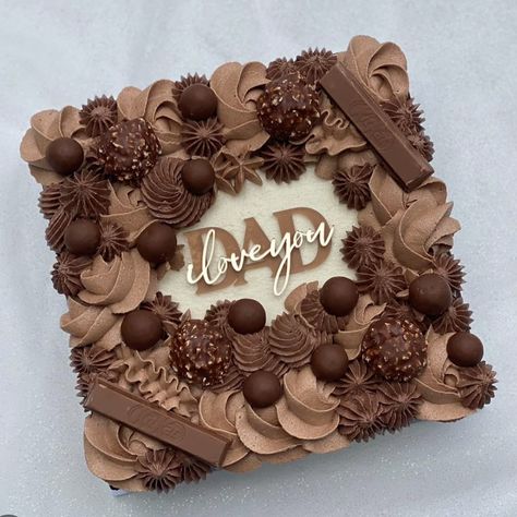 I Love You Dad Cake Charm Brownies Hias, Brown Cake Design, Cake For Dad, Half Sheet Cake, Grazing Boxes, Birthday Cake For Cat, Sheet Cake Designs, Rectangle Cake, Chocolate Cake Designs