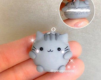 Handmade Polymer Clay charms made in the UK by LynniePopsicle Kawaii Pusheen, Pusheen Gifts, Fimo Kawaii, Chat Kawaii, Polymer Clay Kawaii, Kids Clay, Clay Magnets, Necklace Cat, Polymer Clay Animals