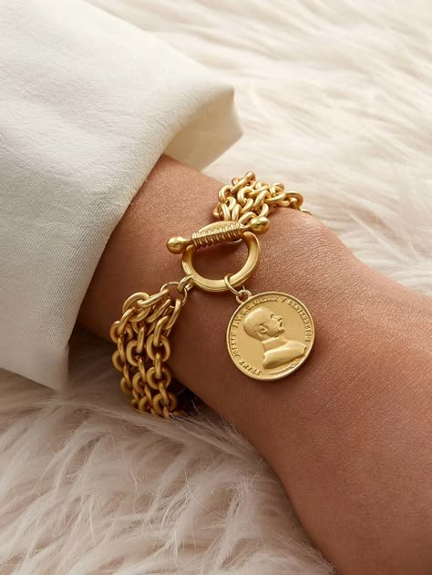 Gold Coin Jewelry, Coin Jewellery, Coin Bracelet, Charm Chain, Gold Bracelets, Gold Coin, Coin Jewelry, Jewelry Photography, Girly Jewelry