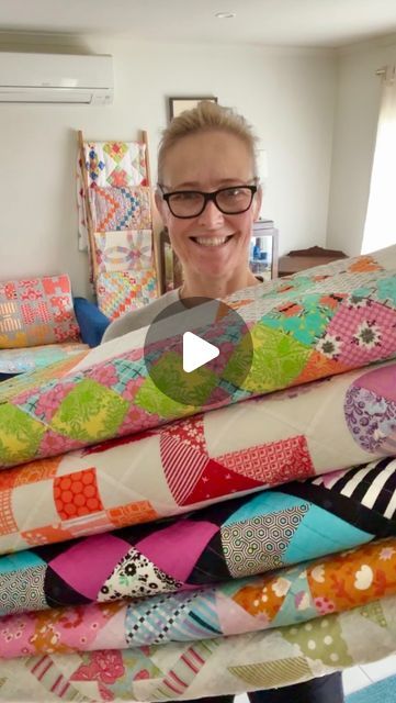 6,606 likes, 99 comments - emmajeanjansen on June 11, 2024: "This is how I like to fold my quilts when I store them in my cupboard. Folding a quilt on the bias helps to reduce the harsh folds that folding on the straight grain can do long term. I also made a paper template of my shelf so I get the quilt folded to the perfect size for my cupboard. To check out the best tutorial on how to fold your quilt on the bias, please do yourself a favour and visit Shelly at @matantequilting #ejjsquiltcu How To Fold Quilt, How To Fold A Quilt For Display, How To Fold A Quilt, Folding Quilts, Quilt Display Ideas, Quilting Organization, Displaying Quilts, Laundry/mudroom Ideas, History Of Quilting