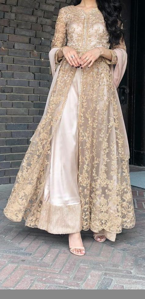 Net Gawon Design, Koti Dress Design, Net Frock Design, Net Frock, Nikah Wedding, Beautiful Party Dresses, Womens Pants Design, Beautiful Wardrobe, Outer Jacket