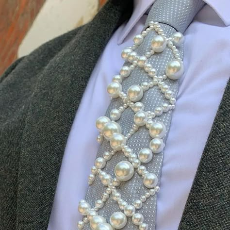 MILA on Instagram: "Hand embroidered tie with pearl details ✨🌊🐚" Pearls In Clothes, Pearls On Clothes Diy, Clothes With Pearls, Embelishments Ideas Clothing, Diy Embellishments Clothes, How To Style A Tie, Pearls Clothes, Ties Aesthetic, Custom Clothes Ideas