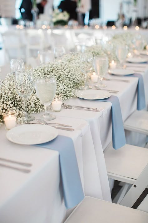 Baby Breath Wedding, Baby Blue Weddings, Breath Flowers, Something Blue Bridal, Blue Bridal Shower, Tafel Decor, Light Blue Wedding, Baby Breath, Blue Themed Wedding