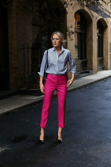 Fall Fuchsia Work Outfit Office, Spring Work Outfits, Summer Work Outfits, Summer Work, Business Outfit, Olivia Palermo, Pink Pants, Nyc Fashion, Casual Work Outfits