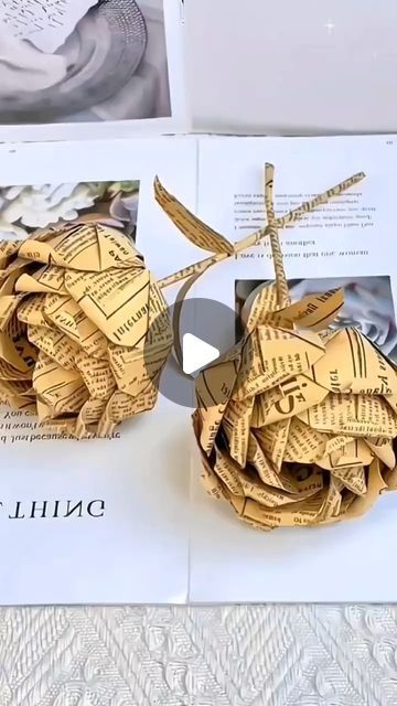 Paper Origami Ideas, Diy Crafts Videos For The Home, Art And Craft Ideas Creativity For Home, Rose Craft Ideas, Newspaper Art Diy Creative, How To Make Roses Out Of Paper, Paper Crafts Diy Projects Creative, Newspaper Crafts Diy Creative, Eco Art Projects