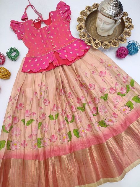 Indian Dresses For Kids, Frocks For Kids, Kids Party Wear Dresses, Kids Dress Collection, Kids Blouse Designs, Kids Lehenga, Kids Frocks Design, Kids Dress Wear