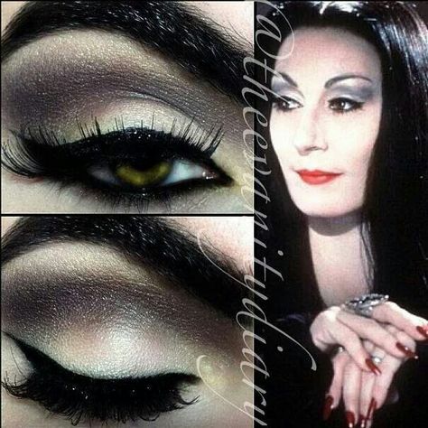 Morticia Addams makeup Morticia Addams Makeup, Addams Makeup, Morticia Addams Costume, Addams Family Musical, Halloweenský Makeup, Addams Family Costumes, Gomez And Morticia, Morticia Addams, Halloween Vampire