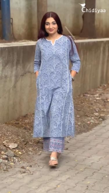 Cotton Suit Designs, Design Kurta, Dresses Dance, Stylish Kurtis Design, Latest Dress Design, Ballroom Dresses, Simple Kurta Designs, Designer Kurti Patterns, Simple Kurti Designs