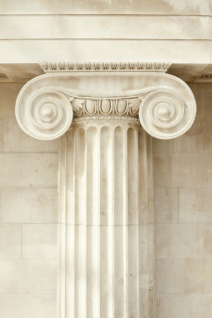 Foster And Partners, Istoria Artei, Rome Antique, The British Museum, Baroque Architecture, Classical Architecture, Beige Aesthetic, Ancient Architecture, Greek Gods