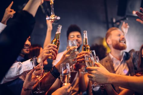 Wall Street bankers are throwing excessive parties to dodge taxes Party Moodboard, Beer Photography, Power Plate, Corporate Entertainment, Party Hire, Corporate Party, Casino Party, Champagne Flutes, Party Guests