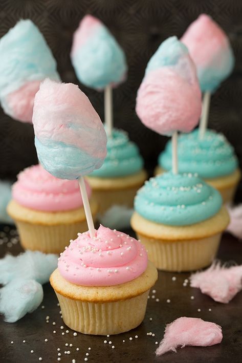 Cupcakes Bonitos, Cotton Candy Cupcakes, Gender Reveal Party Food, Candy Cupcakes, Halloween Cookies Decorated, Easy Cupcake Recipes, Candy Cupcake, Cupcakes Decorados, Shower Desserts