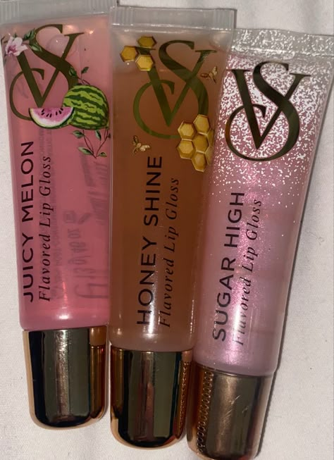 Flavored Lip Gloss, Lip Gloss Collection, Shower Skin Care, Fancy Makeup, Makeup Needs, Pretty Skin Care, Bath And Body Care, Lip Products, Makeup Obsession