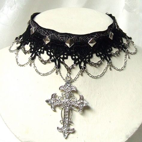 Beaitiful black silver crystal choker by LesasEnchantedAttic, $72.00 Gothic Cross Necklace, Long Choker Necklace, Cross Chain Necklace, Gothic Choker Necklace, Gothic Choker, Goth Choker, Bubble Necklace, Necklaces Crystal, Cross Choker