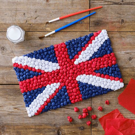 Paper Craft Ideas For Kids, Flags Crafts, Diy Flag, European Flags, Family Box, Flag Diy, English Flag, Royal Craft, Flag Crafts