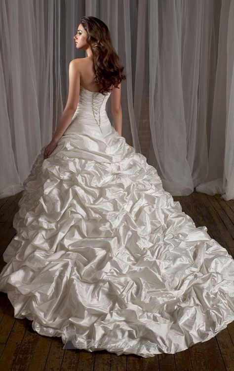 Mori Lee Wedding Dress, Taffeta Wedding Dress, Wedding Dresses Taffeta, White Wedding Dress, Wedding Dress Train, A Wedding Dress, Ivory Wedding Dress, Princess Wedding Dresses, Princess Wedding