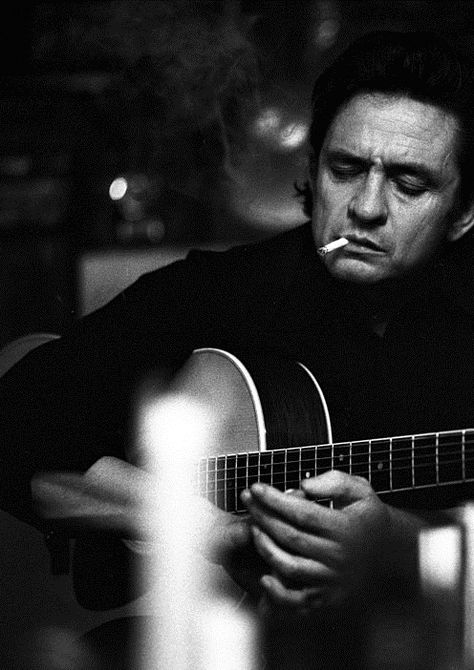 This page is dedicated to the music legend Johnny Cash. It has for only purpose to share with other... Aaron Lewis, Johnny Cash And June Carter, Johnny Cash And June, Johnny Cash June Carter, Johnny And June, June Carter, Martin Guitar, Music Vinyl, Man In Black