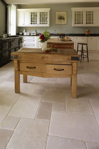 Limestone Flooring Kitchen, Kitchen Floor Tile Design, Stone Kitchen Floor, Kitchen Flooring Options, Best Flooring For Kitchen, Limestone Floor, Limestone Floor Tiles, Mandarin Stone, Limestone Flooring