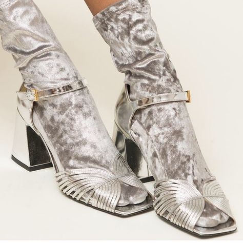 2,195 Likes, 28 Comments - Suzanne Rae (@suzanneraebk) on Instagram: “Restocking these silver babies soooon. 📸 @darnersocks” Silver Socks, Dress Up Wardrobe, Metallic Socks, Velvet Socks, Stocking Tights, Socks And Heels, Shoes Heels Wedges, Fashion People, Designer Socks