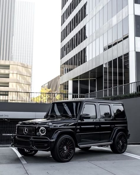 G Wagon Amg, Mercedes Jeep, Black Mercedes, مرسيدس بنز, Dream Cars Mercedes, Mercedes G Wagon, G63 Amg, Benz G Class, Mercedes Benz G Class