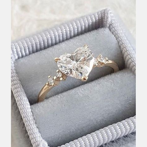 Heart Shaped Diamond Ring, Heart Shaped Engagement Rings, Cute Promise Rings, Heart Wedding Rings, Heart Engagement, Dream Rings, Lab Grown Diamond Engagement Ring, Engagement Ring For Her, Heart Engagement Rings