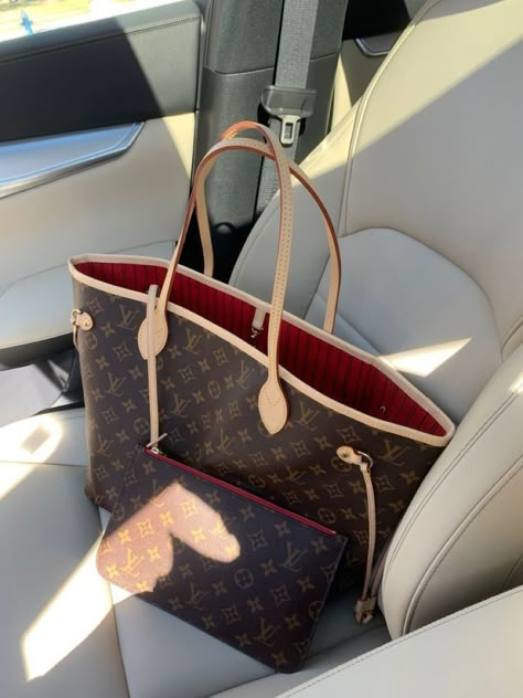 Neverfull Louis Vuitton Aesthetic, Lv Bag Neverfull, Louiviton Bag, Louis Vuitton Bags Aesthetic, Lv Neverfull Bag, Louis Viouton Purse, Louis Vuitton Neverfull Aesthetic, Louis Voutin Bags, Luiviton Bag