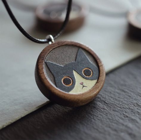 Wooden Necklace Handmade, Wood Necklace Pendant, Black Cat Necklace, Cat Wood, Jewellery Studio, Wood Jewelery, Hand Painted Pendant, Black Cat Lover, Necklace Cat