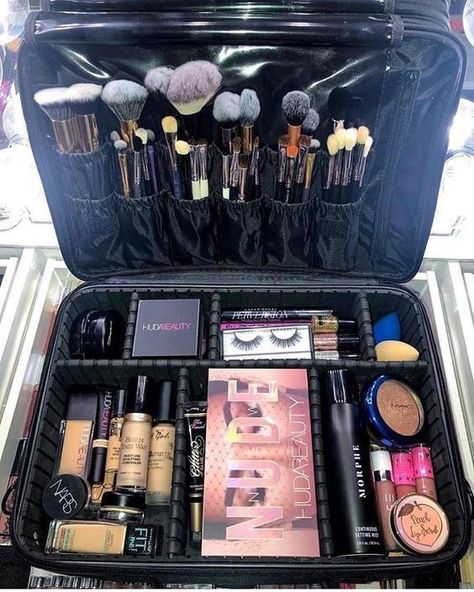 Soft Make-up, Penyimpanan Makeup, Make Up Kits, Black Makeup Bag, Contouring Makeup, Makeup Artist Kit, Large Makeup Bag, Makeup Travel Case, Black Makeup