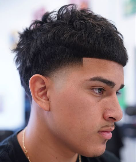 Taper Haircut Men, Taper Fade Long Hair, High Taper Fade, Hard Part Haircut, Fade Haircut Designs, Taper Fade Short Hair, Taper Haircut, Fade Haircut Curly Hair, Taper Fade Curly Hair