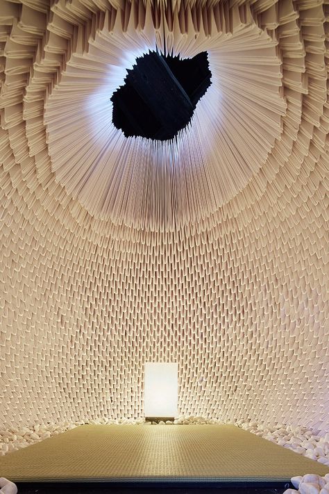 'shi-an' is a temporary tea house built entirely from washi paper Ceiling Inspiration, Paper Clouds, Origami Techniques, Small Entrance, Paper Architecture, Karuizawa, Modular Structure, Traditional Japanese Art, Josef Albers