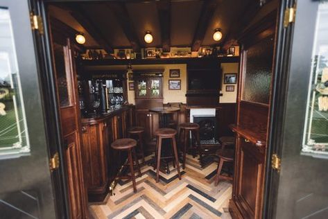 Irish Pub Interior Basement Bars, August Decorating Ideas Home, Irish Pub Basement, English Pub Interior, Pub Interior Ideas, Irish Pub Interior, Pub Background, Home Pub Ideas, Backyard Pub