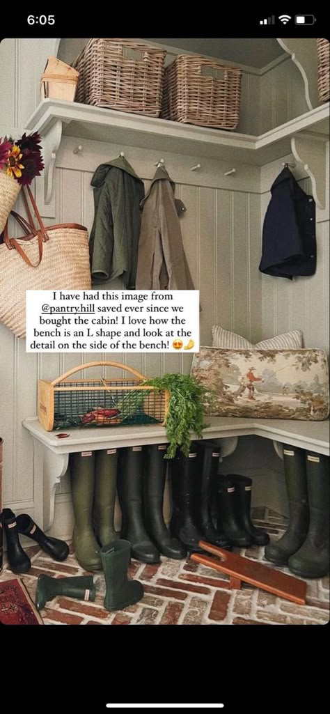 Boot Room Seating, Boot Room Storage Bench, Cottage Boot Room Ideas, Boot Room Furniture, Modern Boot Room Ideas, Boot Room Entrance Hall, Cottage Vestibule, Tiny Boot Room, Panelled Boot Room