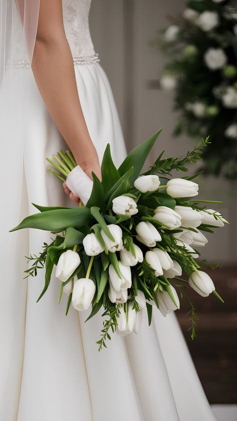 Minimalist Pure Bliss Tulip Wedding Bouquets Check more at https://beautyfashionideas.com/bridal/minimalist-pure-bliss-tulip-wedding-bouquets/ White Tulips And Sunflowers, Tulips For Wedding Bouquets, Clean Classic Wedding, White Orchid Wedding Bouquet, Wedding Classic Decorations, Bouquets With Tulips, White Wedding Bouquets Elegant, Tulips Bouquet Wedding, White Tulip Wedding Bouquet