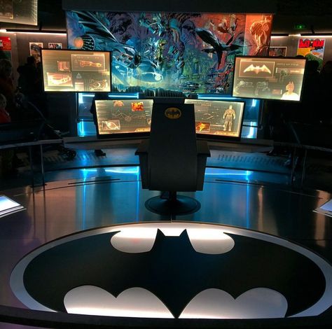 Bat-Cave Bat Cave Man Cave, Batman Cave Room Ideas, Batman Cave Ideas, Batman Gaming Setup, Batcave Desk, Dc Room Ideas, Batman Playroom, Bat Cave Ideas, Marvel Man Cave