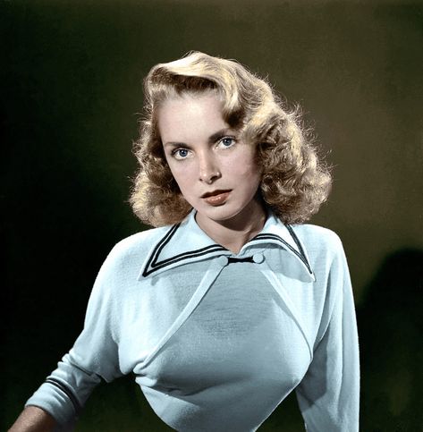 https://flic.kr/p/MoGJ6A | Janet Leigh Janet Leigh, Jane Russell, Pin Up Photos, Bullet Bra, Tony Curtis, Lee Curtis, Jamie Lee Curtis, Classic Actresses, Girls Pin