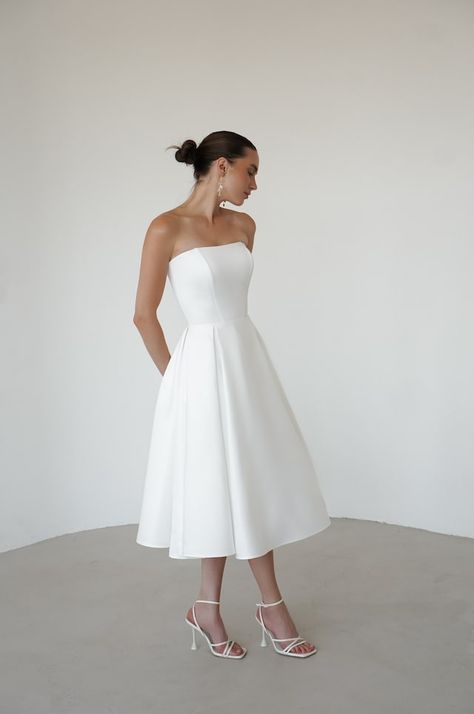 HaveDressStore - Etsy.de Midi Wedding Dress Tea Length, Minimalistic Wedding Dress, Reception Dress Wedding, White Dress Midi, Wedding Dress Midi, White Dress For Women, Midi Dress Satin, Wedding Dress Casual, Wedding Dress Tea Length