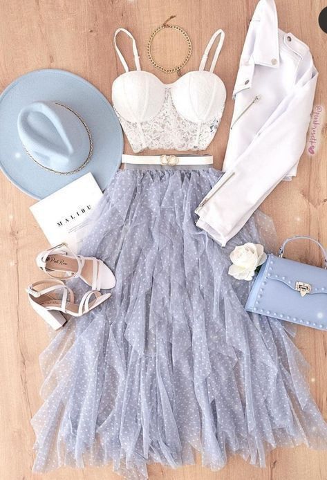 Cute Dress Outfits, Trendy Dress Outfits, Looks Chic, Girls Fashion Clothes, Really Cute Outfits, Teenage Fashion Outfits, Narnia, Teen Fashion Outfits, Cute Dress