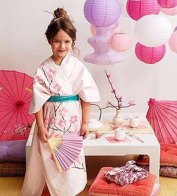 Japanese Tea Party, Japanese Theme Parties, Japan Party, Japanese Party, Asian Party, Japanese Birthday, Sushi Party, Icing Design, Japanese Costume