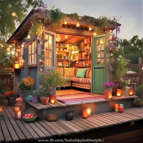 Garden Patio Designs, Design Garden House, She Shed Decorating Ideas, Garden Decorations Ideas, Garden House Ideas, Garden Cabins, Shed Interior, Garden Decoration Ideas, Hippie Homes