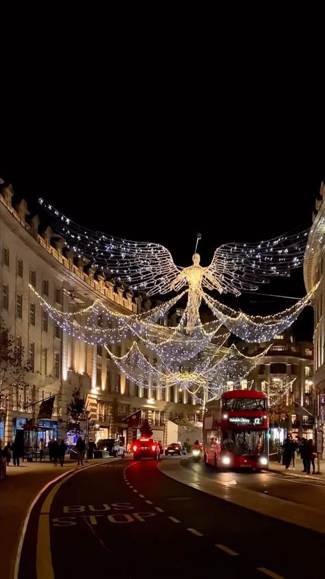 Savoy Theatre London, London During Christmas Aesthetic, London On Christmas, London Christmas 2024, New Years London, New Years In London, Cool Places In London, London Aesthetic Christmas, Christmas London Aesthetic