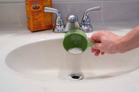 How to Kill Mold in a Sink Drain and Keep It Clean | eHow Clean Bathroom Sink, Black Mold, Cleaning Painted Walls, Bathroom Drain, Bathroom Sink Drain, Deep Cleaning Tips, Cleaning Tricks, Drain Cleaner, Cleaning Organization