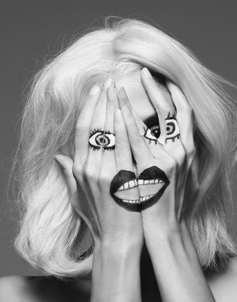 "Peek-A-Boo" | Model: Unlisted, Photographers: Inez van Lamsweerde and Vinoodh Matadin, V Magazine, October 2006 Diane Arbus, Cindy Sherman, David Sims, Self Portrait Photography, Mario Testino, Steven Meisel, Foto Tips, Face Recognition, Foto Poses